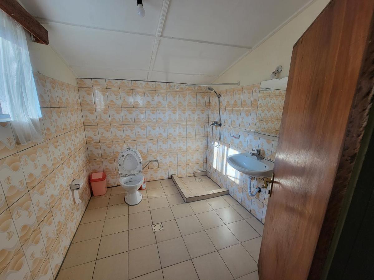 Maddy'S Kitchen And Accomodation Gisenyi Eksteriør billede